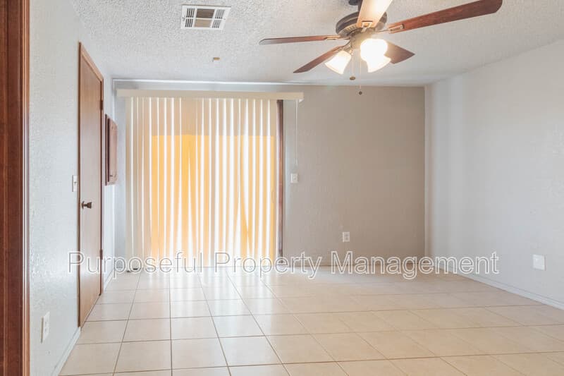 Oklahoma City House: 930 Southwest 63rd Street