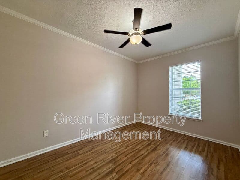 Jacksonville House: 11251 Campfield Drive
