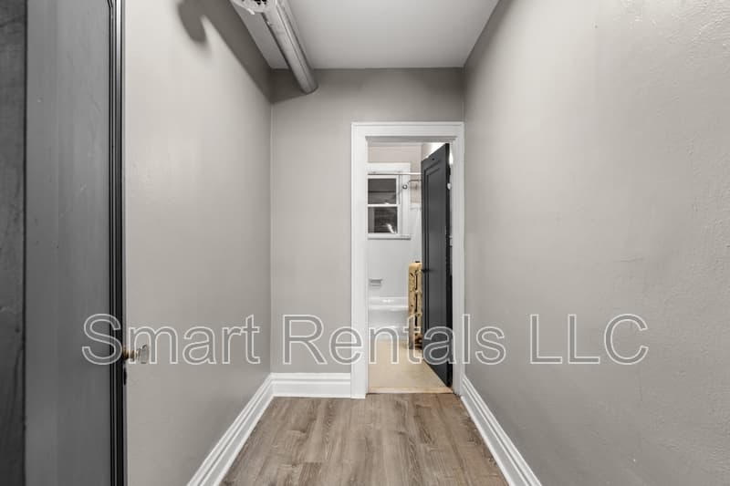 St. Louis Condo: 5618 South Grand Boulevard - 9
