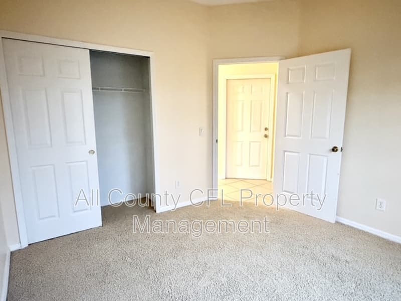 Orlando Townhome: 1972 Island Walk Drive
