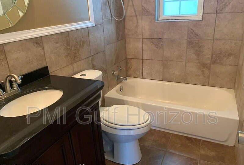 Mobile House: 6509 Zeigler Boulevard