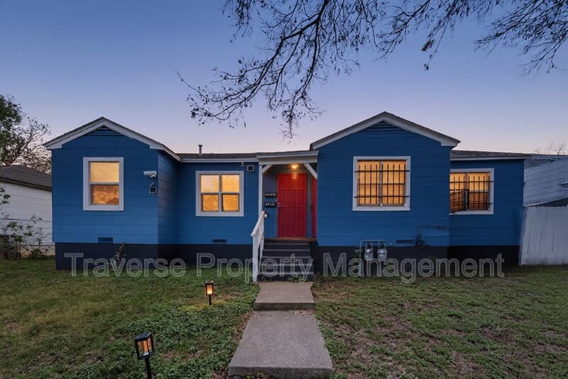 Fort Worth Condo: 2641 Canberra Court