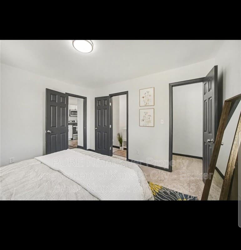 Kansas City House: 5243 Lyon Ave