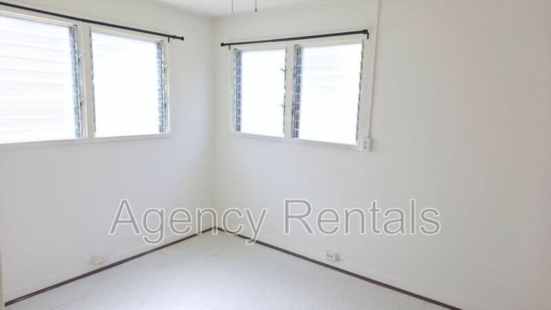 Honolulu Condo: 927 Spencer Street