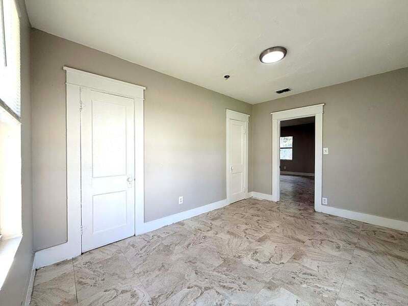 St. Petersburg House: 235 35th Street South