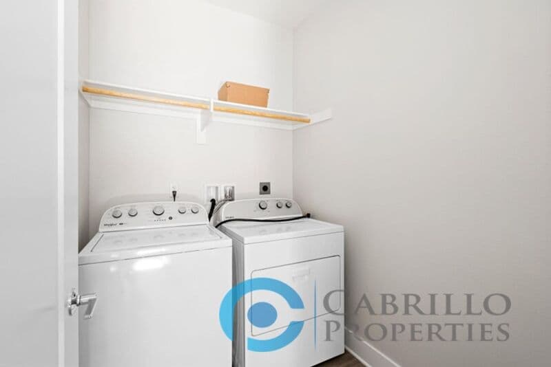 San Diego Condo: 1654 Neptune Ave