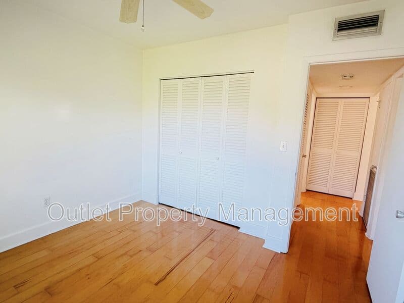 Maitland Condo: 1140 S Orlando Avenue