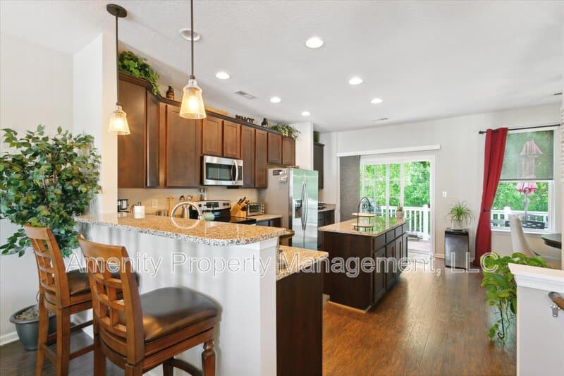Williamsburg Townhome: 105 Prosperity Court - 1