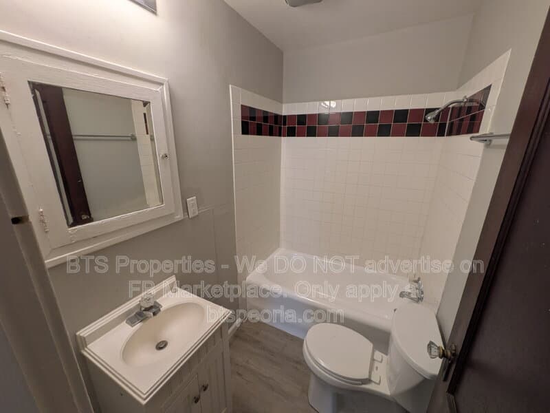 Peoria Condo: 1532 West Barker Avenue