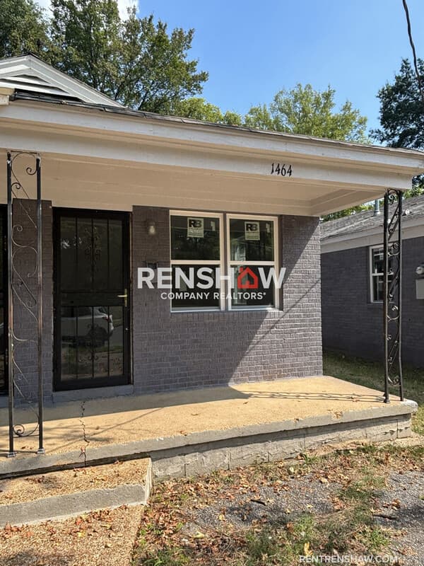 Memphis House: 1464 Oakwood St