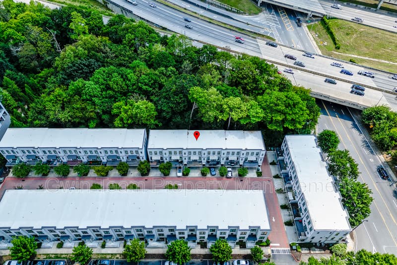 Atlanta Townhome: 721 Taylor Ct
