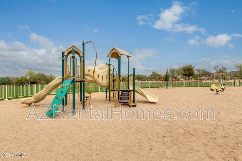 Mesa House: 3618 North Santiago Circle