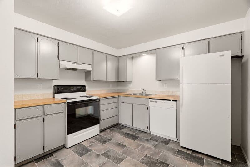 Spokane Valley Condo: 13121 East Skyview Avenue - 3