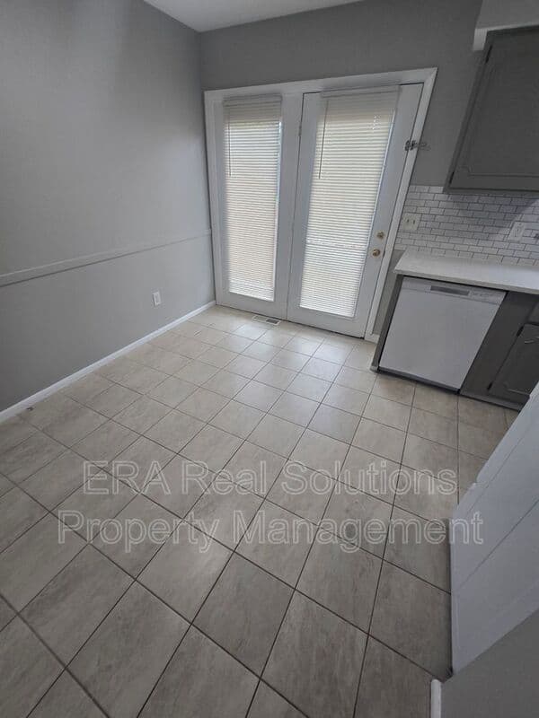Columbus Condo: 852 S Roys Ave