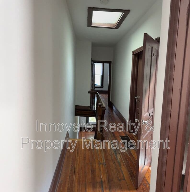 Philadelphia House: 4416 Locust Ave