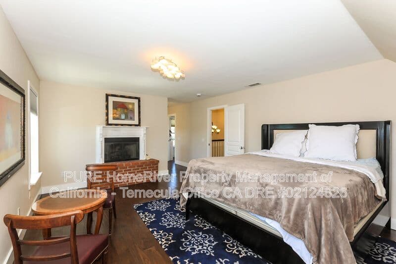 Murrieta House: 36475 Avenida La Cresta