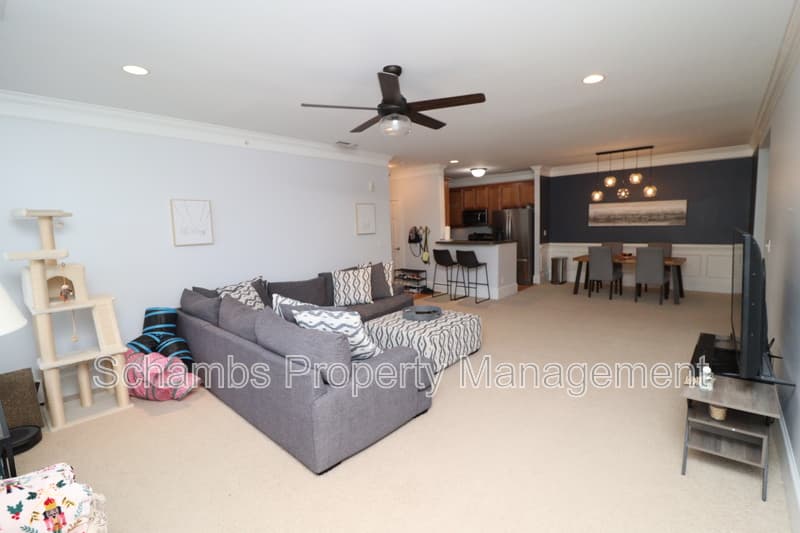 Cary Condo: 933 Portstewart Dr