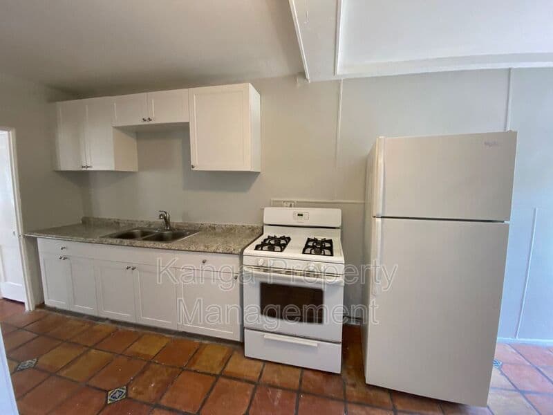 West Palm Beach Condo: 736 Omar Road