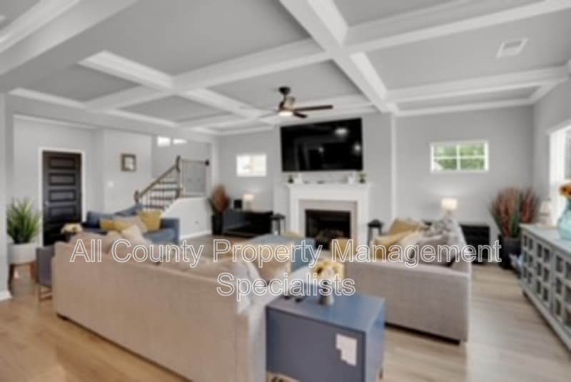 Blythewood House: 673 Bell Flower Ln