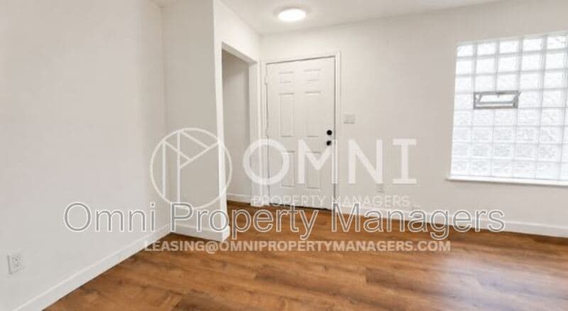 Detroit Condo: 11360 Wyoming Ave