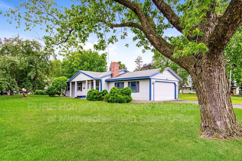 Brooklyn Park House: 7441 Major Ave N