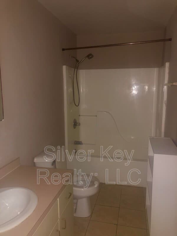 Athens Condo: 217 E. Washington Ave