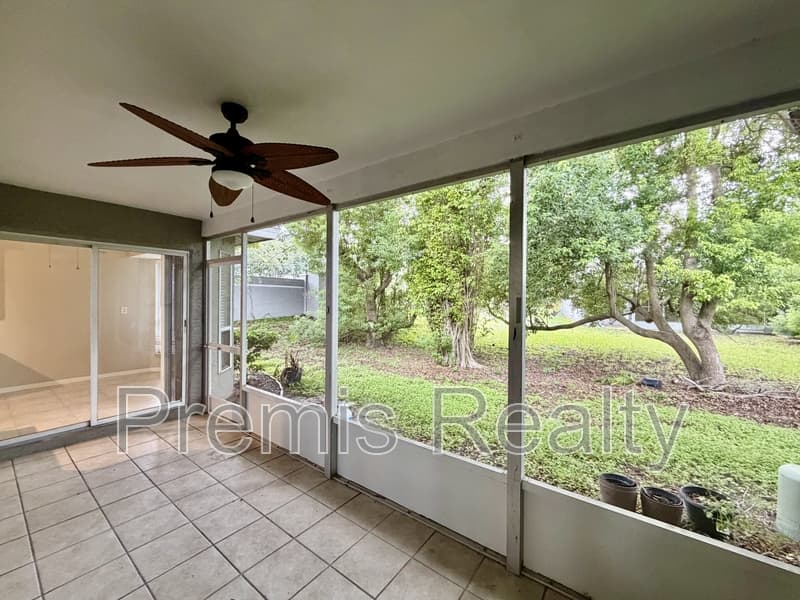 Palm Harbor Condo: 102 Steeplechase Lane