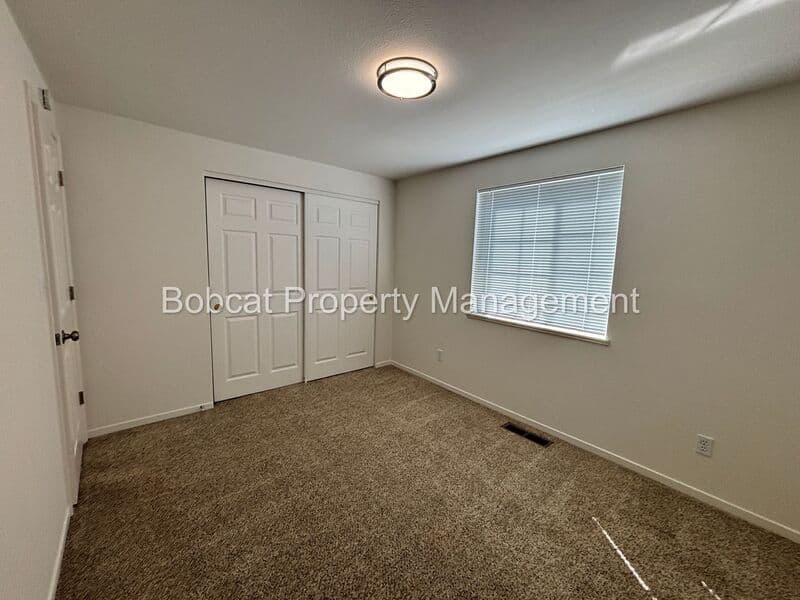 Carson City House: 707 Armory Ln