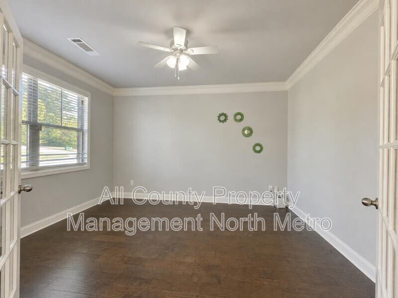 Snellville House: 3112 Avenel Court