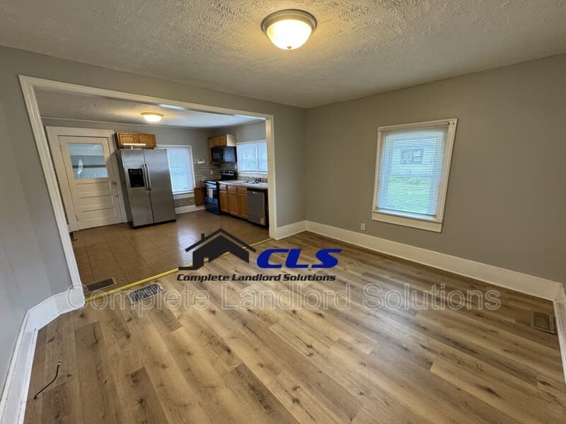 Terre Haute House: 3115 North 13th 1/2 Street