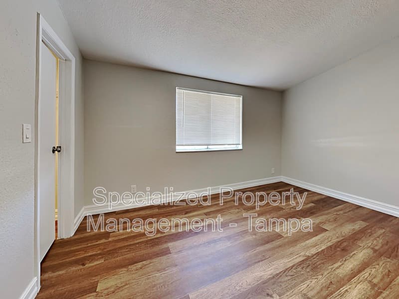 Spring Hill House: 13426 Tyringham St