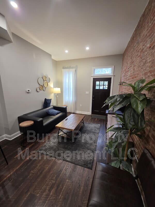 Pittsburgh Townhome: 2512 Penn Avenue