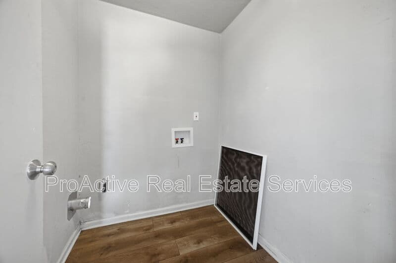 Chesapeake Condo: 600 Harbour North Dr
