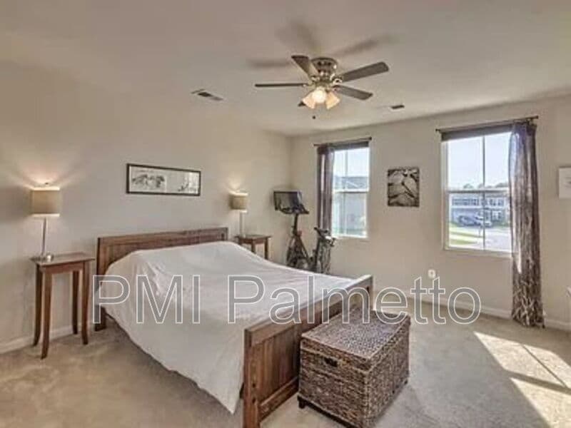 Lexington House: 1218 Denali Ct