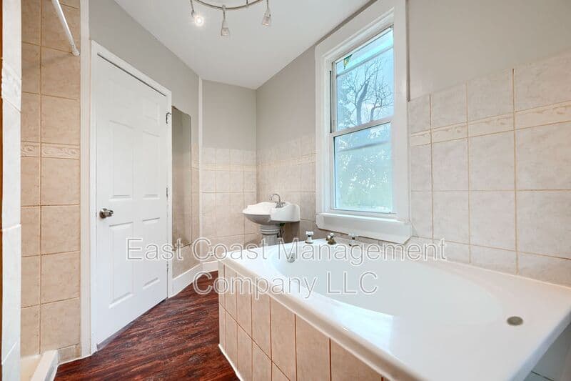 Baltimore Condo: 5510 Edna Ave