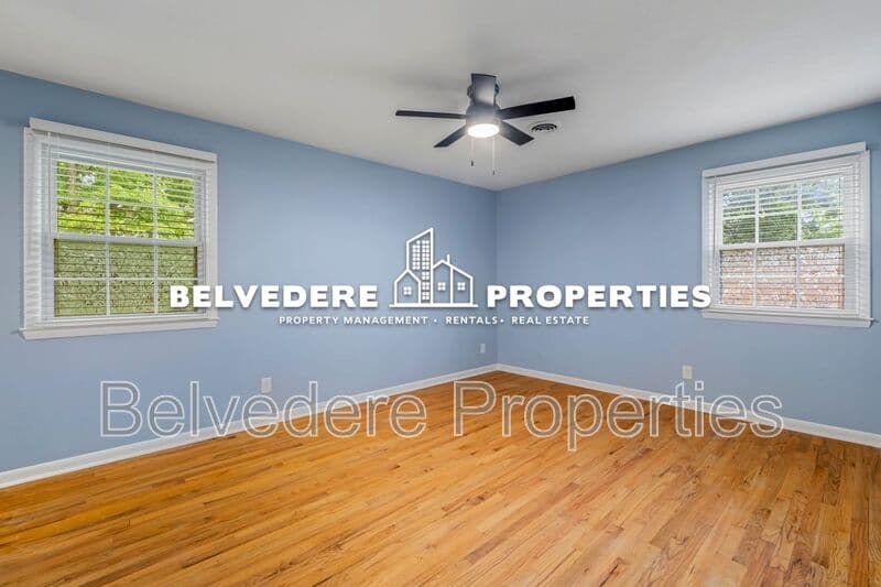 Greensboro House: 3931 Manila Road