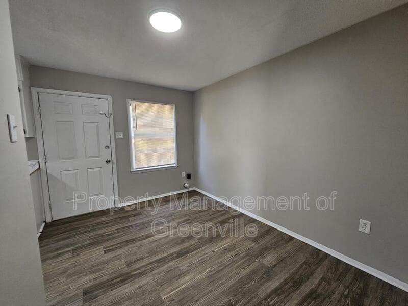 Greenville Condo: 6526 White Horse Rd