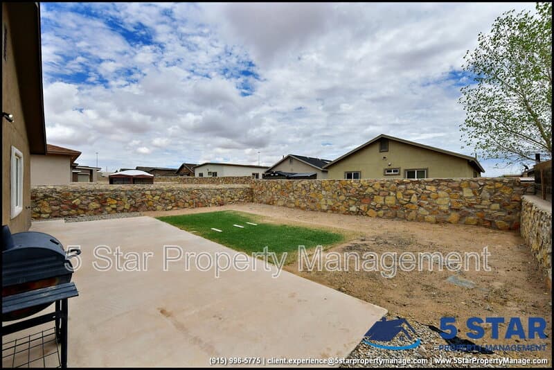 El Paso House: 872 Colbert Shapleigh Place !!