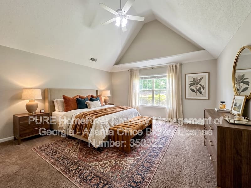Mcdonough House: 1017 Maris Ln