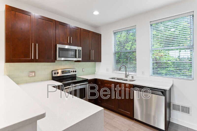 Atlanta Townhome: 988 Dekalb Ave NE