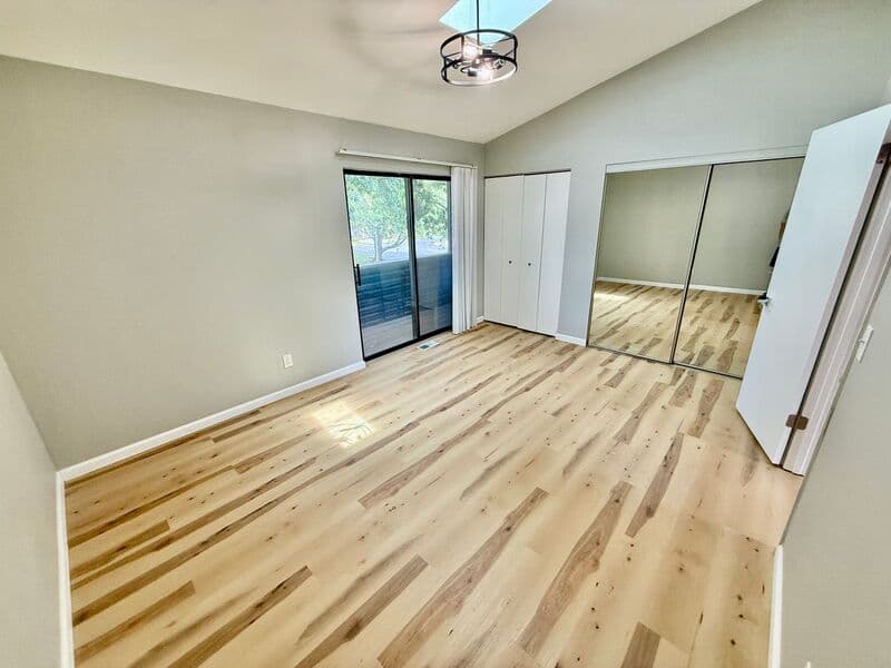 O'Fallon Condo: 823 N Cherry St