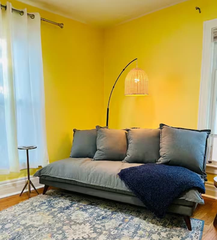 Ypsilanti Condo: 121 College Place