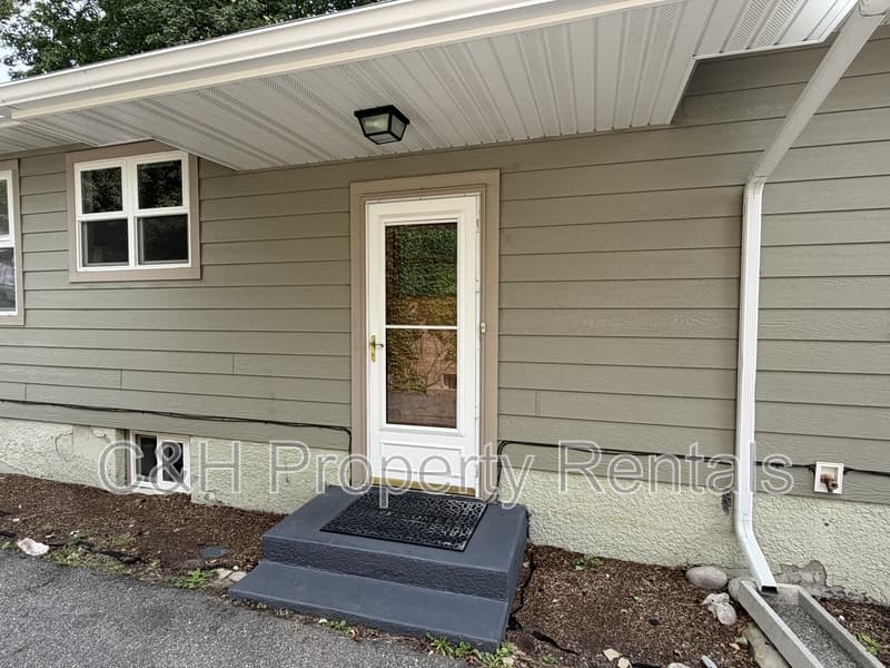 Billings Condo: 1019 Poly Drive - 2