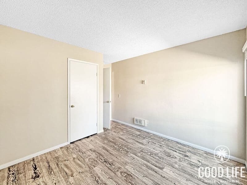 Escondido Condo: 512 Sandalwood Place