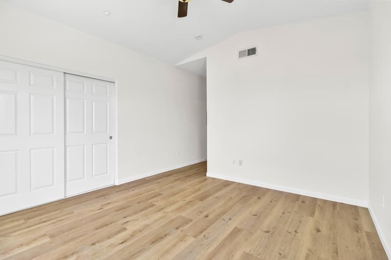 Oceanside Condo: 308 Island Way 1