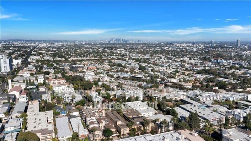 West Hollywood Condo: 970 Palm Ave.