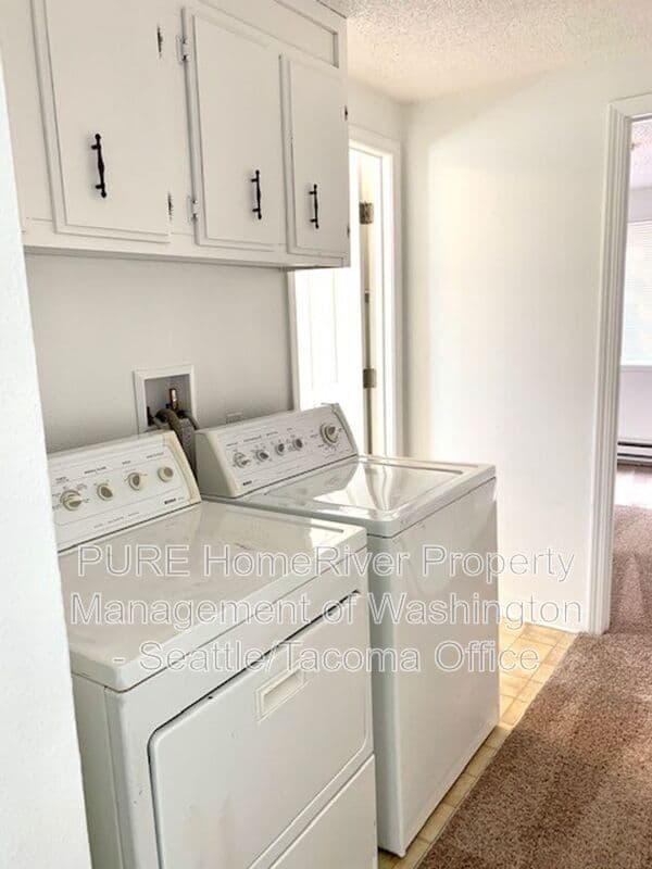 Seattle Apartment: 907 SW Holden St