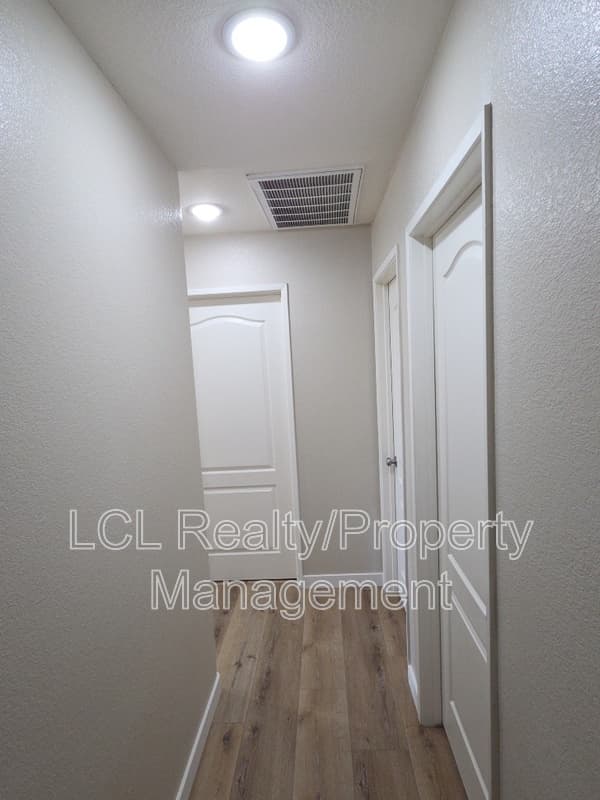 Eastvale House: 6563 Peridot Ct