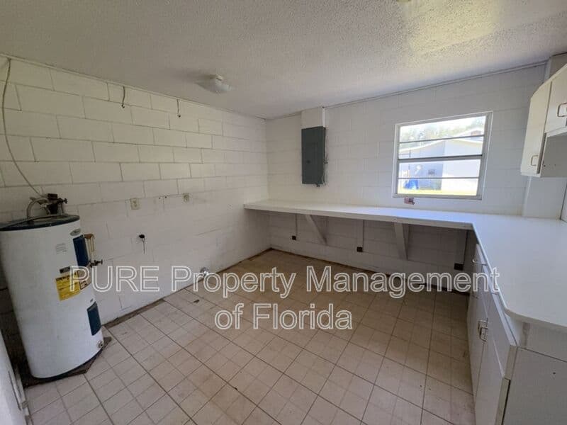 Ocklawaha House: 12300 SE 128th CT