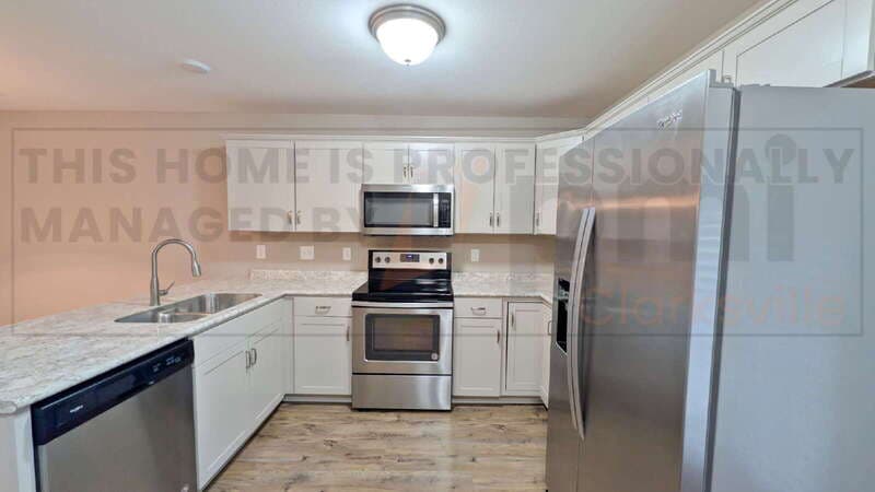 Clarksville House: 251 Alexander Boulevard